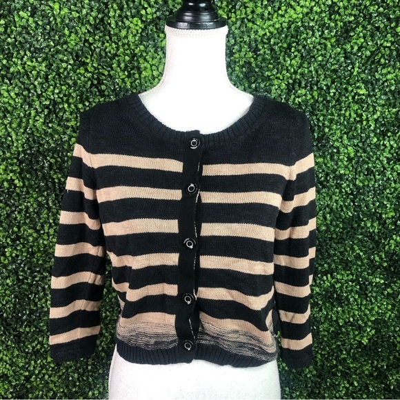 Nwt Anthropologie stripped button up sweater - Picture 3 of 10